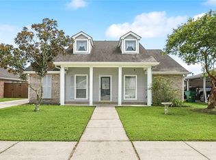 2736 Foliage Dr, Marrero, LA 70072