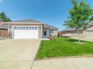 341 Camrin Loop, Creswell, OR 97426