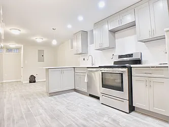 Rented by MAC Realty NY