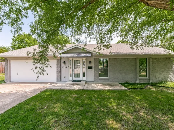 1233 Larkspur Dr, Richardson, TX 75081