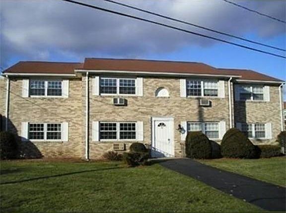 1st image of 10C Washington Park Dr APT 9