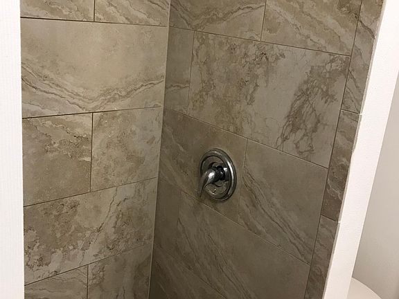 5th image of 432 Eagle Cir