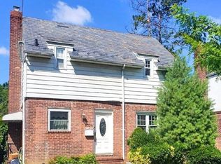 8026 211th St, Queens Village, NY 11427