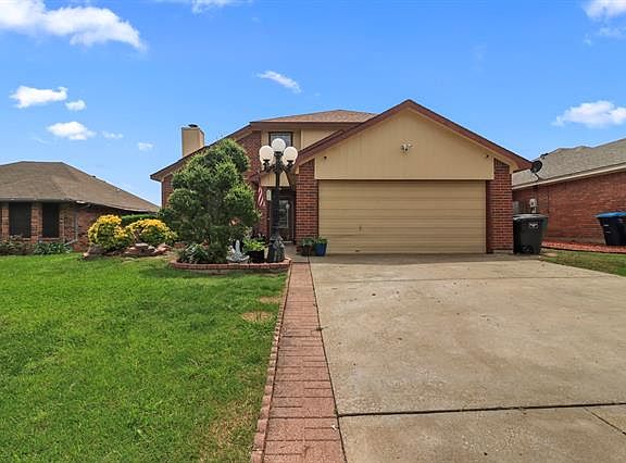 2nd image of 10701 Holly Grove Dr