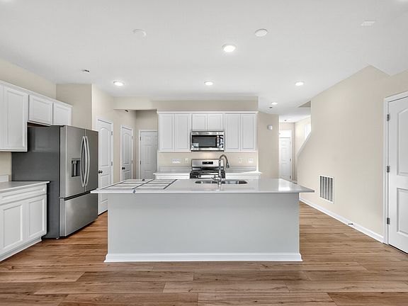7th image of this home