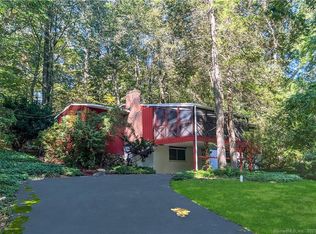 86 Four Brooks Rd, Stamford, CT 06903