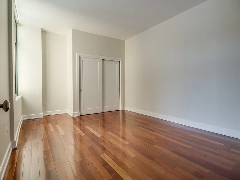 105 Greene St #L4 — Photo 13