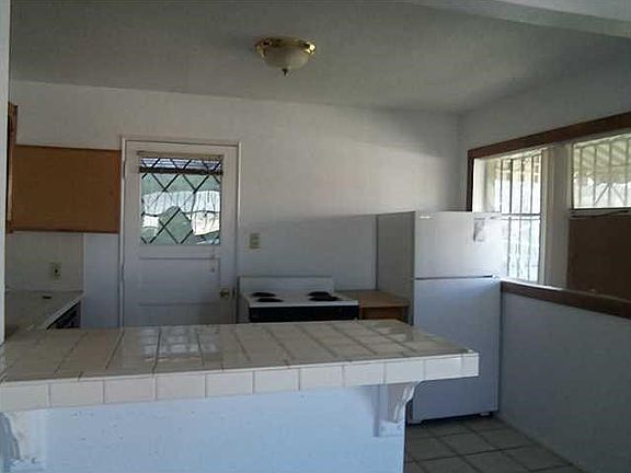 4th image of 2008 Murchison Dr #3