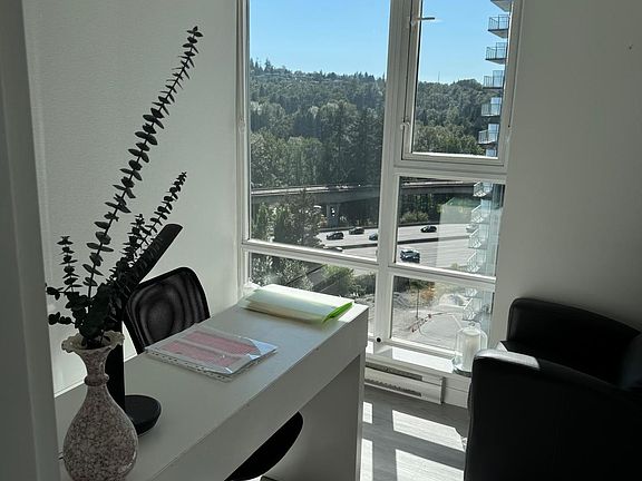 4th image of 555 Delestre Ave #1502