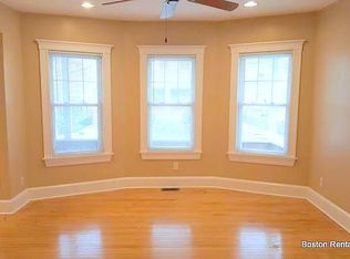 8 Metcalf St, Medford, MA 02155