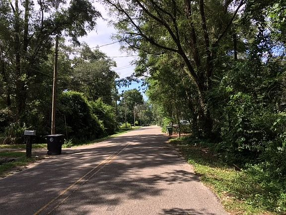 3rd image of 5029 Isabelle Dr #0