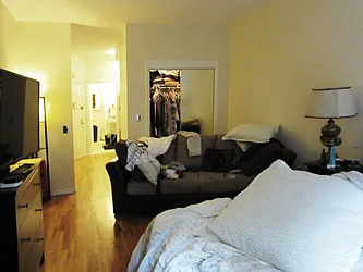 Rented by Wave Real Estate Group