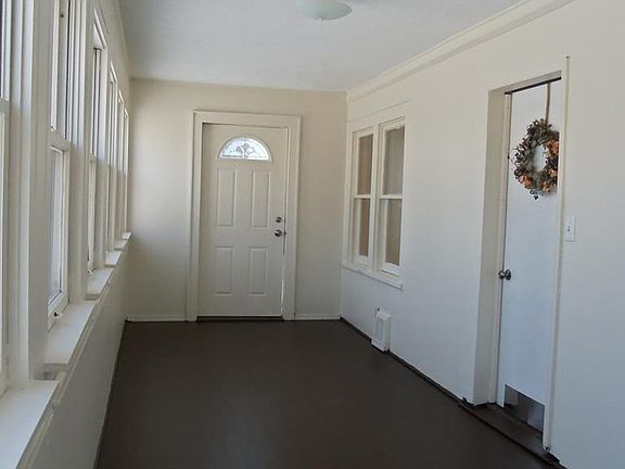 5th image of 525 N Street Clair St