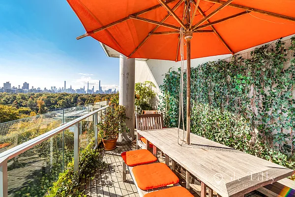 Rented by DE TILLY REAL ESTATE | media 16