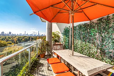 Rented by DE TILLY REAL ESTATE