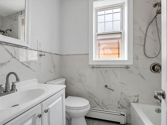 4th image of 6169 Liebig Ave Floor 2