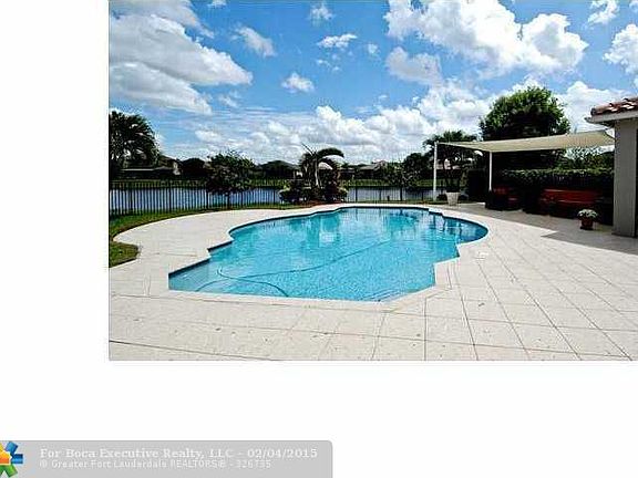 Home For Sale In Isles At Weston