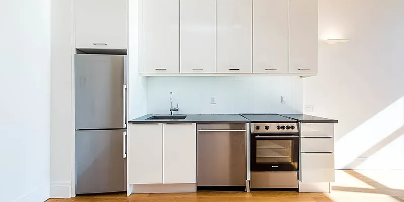 Rented by Nooklyn NYC LLC | media 24