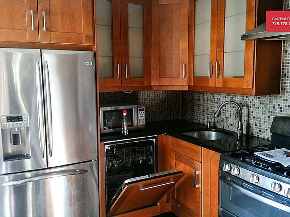 5th image of 38 E 8th St #1