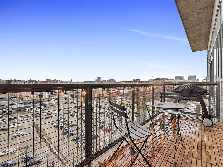 321 S Sangamon St #902 — Photo 7