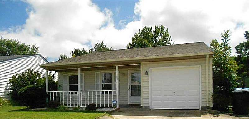 1st image of 4037 Rainbow Dr