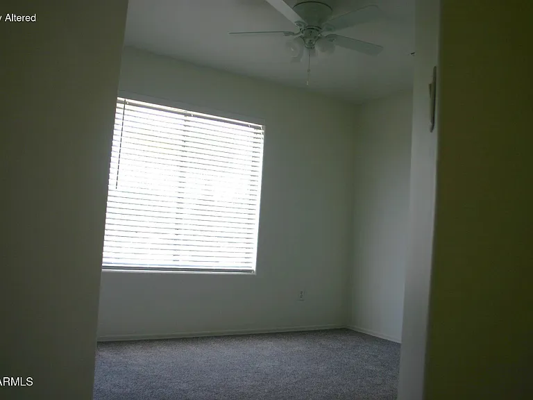 516 E Vogel Ave — Photo 10