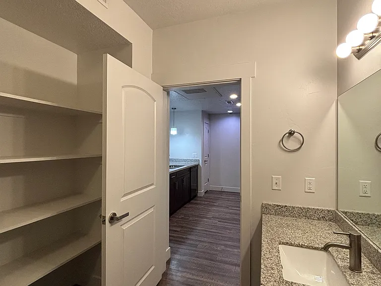 City Centre Apartments — Photo 26