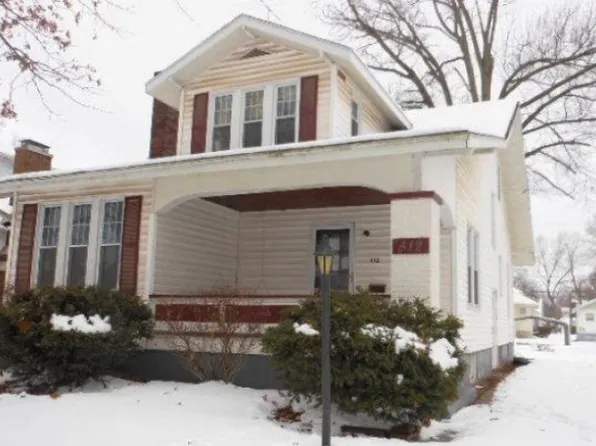 412 Linden Ave, Centralia, IL 62801