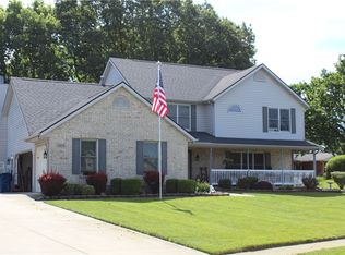 1070 Winston Ln, Tipp City, OH 45371