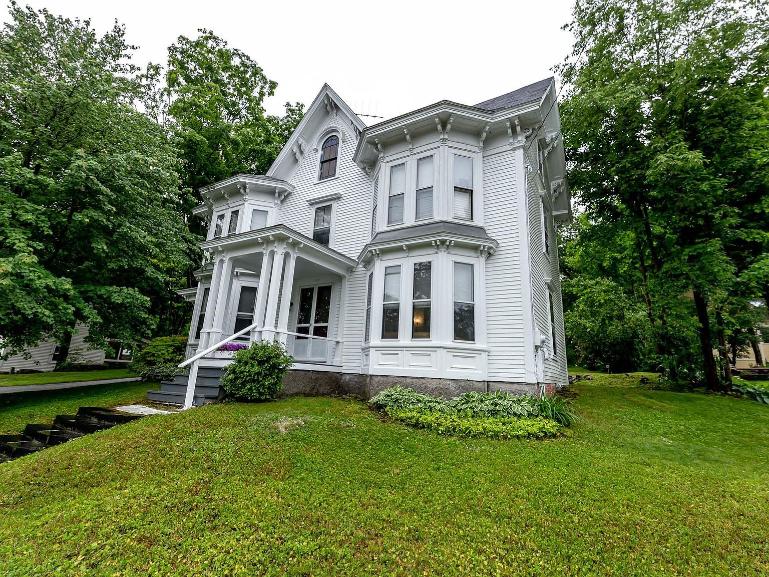 169 Main Street, Francestown, NH 03043 Zillow
