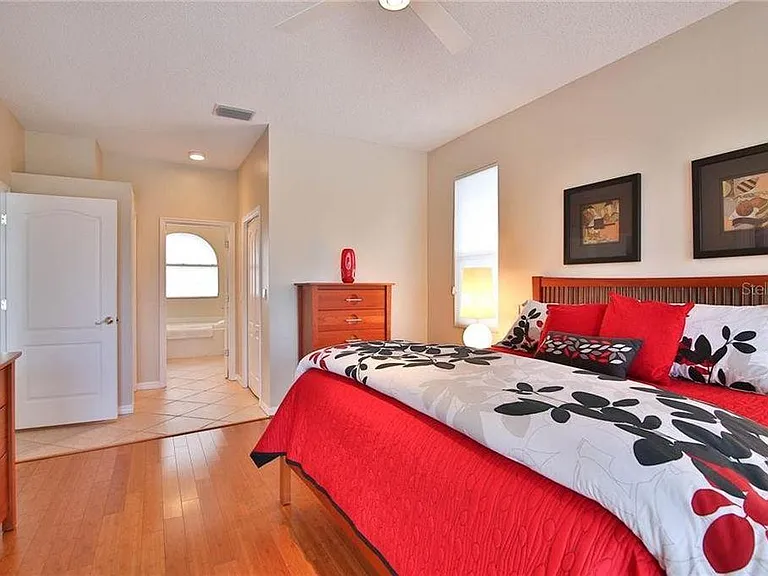 8920 Grey Oaks Ave — Photo 15