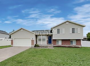 2332 S 2885 W, Syracuse, UT 84075