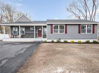 16 Proctor St, Dracut, MA 01826