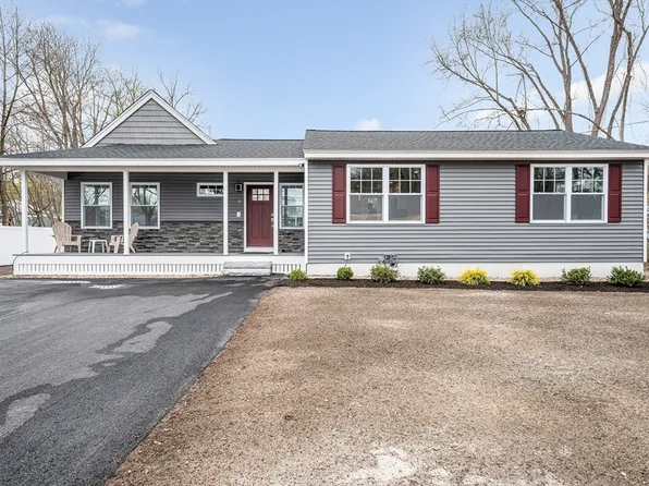 16 Proctor St, Dracut, MA 01826