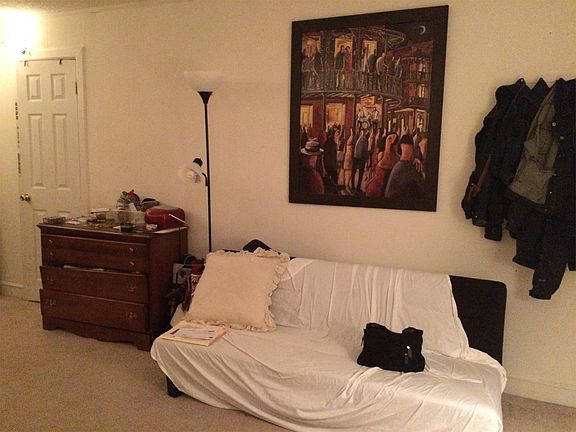 5th image of 207 Monte Vista Ave APT 4