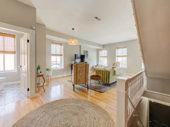 1701A S 9th St, Saint Louis, MO