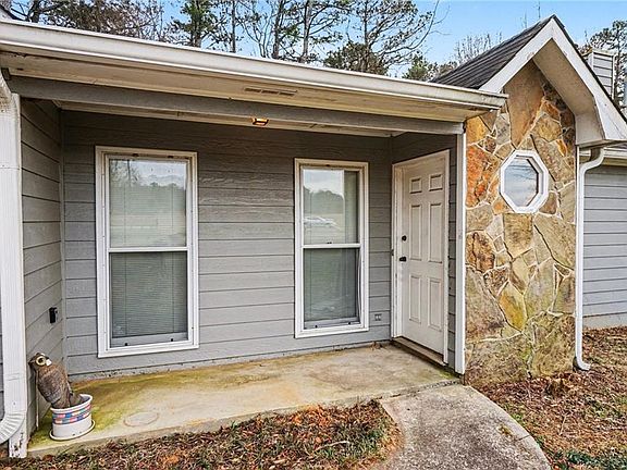 3rd image of 136 Carl Midway Church Rd