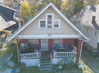 3031 E 27th St, Kansas City, MO 64127