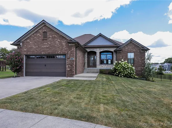 209 Liam Noble Circle, Sellersburg, IN 47172