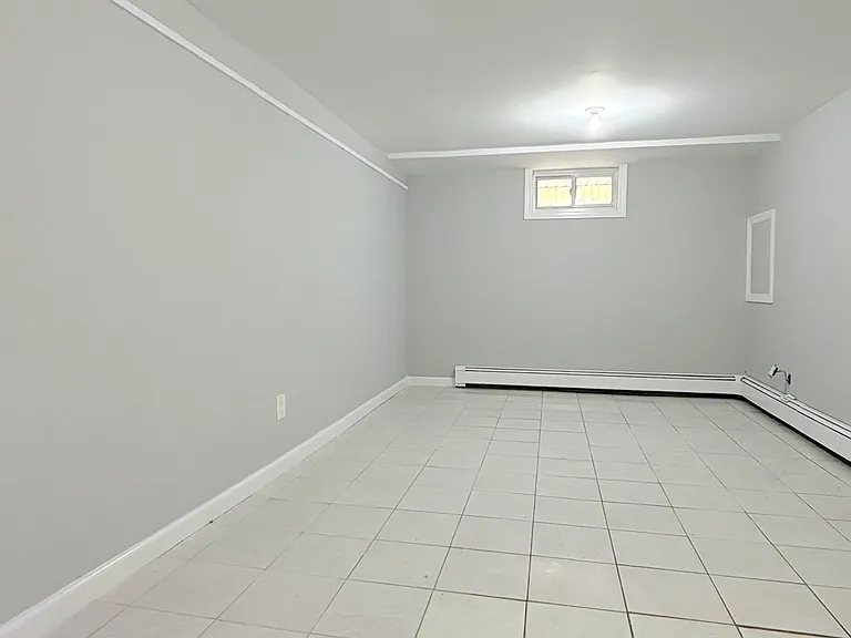 14 Mastic Blvd — Photo 18