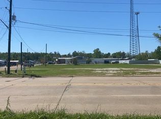 421 Tunica Dr W, Marksville, LA 71351