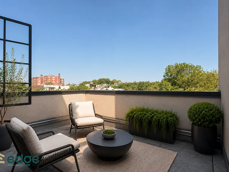 254 Palmetto St #3A — Photo 3