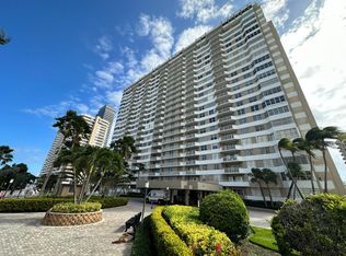 1985 S Ocean Dr APT 21A, Hallandale, FL 33009