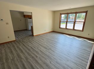 917 E Glen Park Ave #1, Griffith, IN 46319