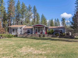 6536 Long Lake Dr, Nine Mile Falls, WA 99026