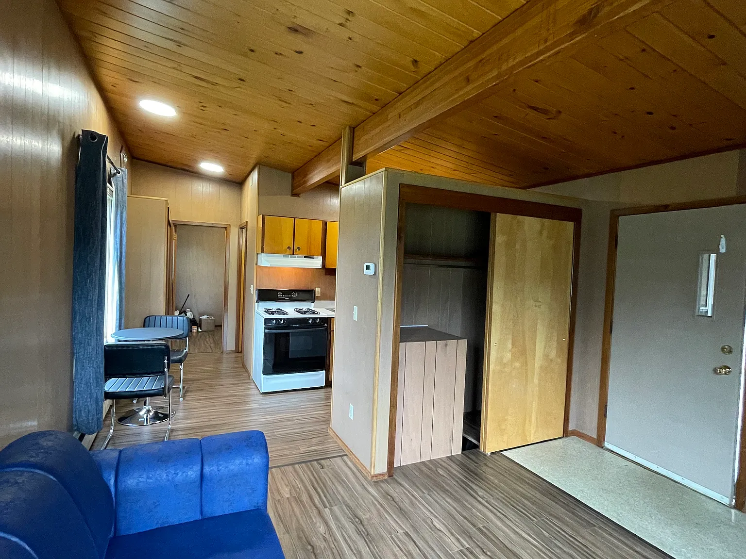 1 bed, 500 sqft, $1,800 — Photo 1