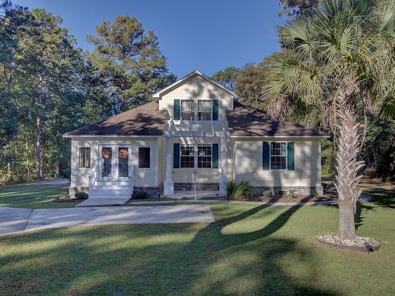130 Elker Dr — Photo 1