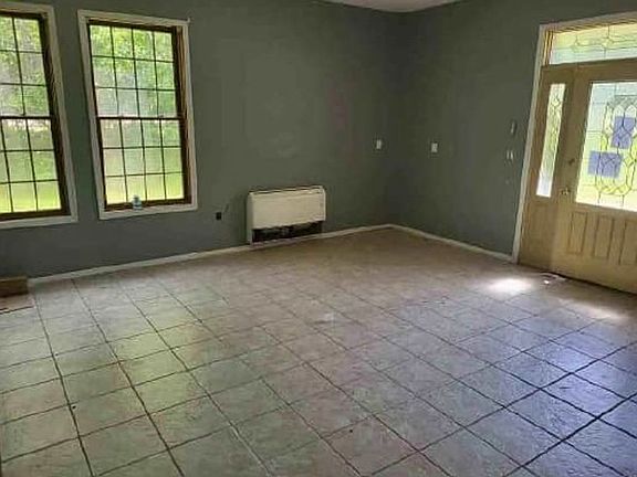 Additional Living Room