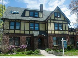 70 Crescent St, Middletown, CT 06457
