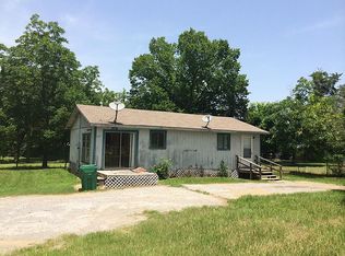 221 Cemetery Rd, Centerville, TX 75833